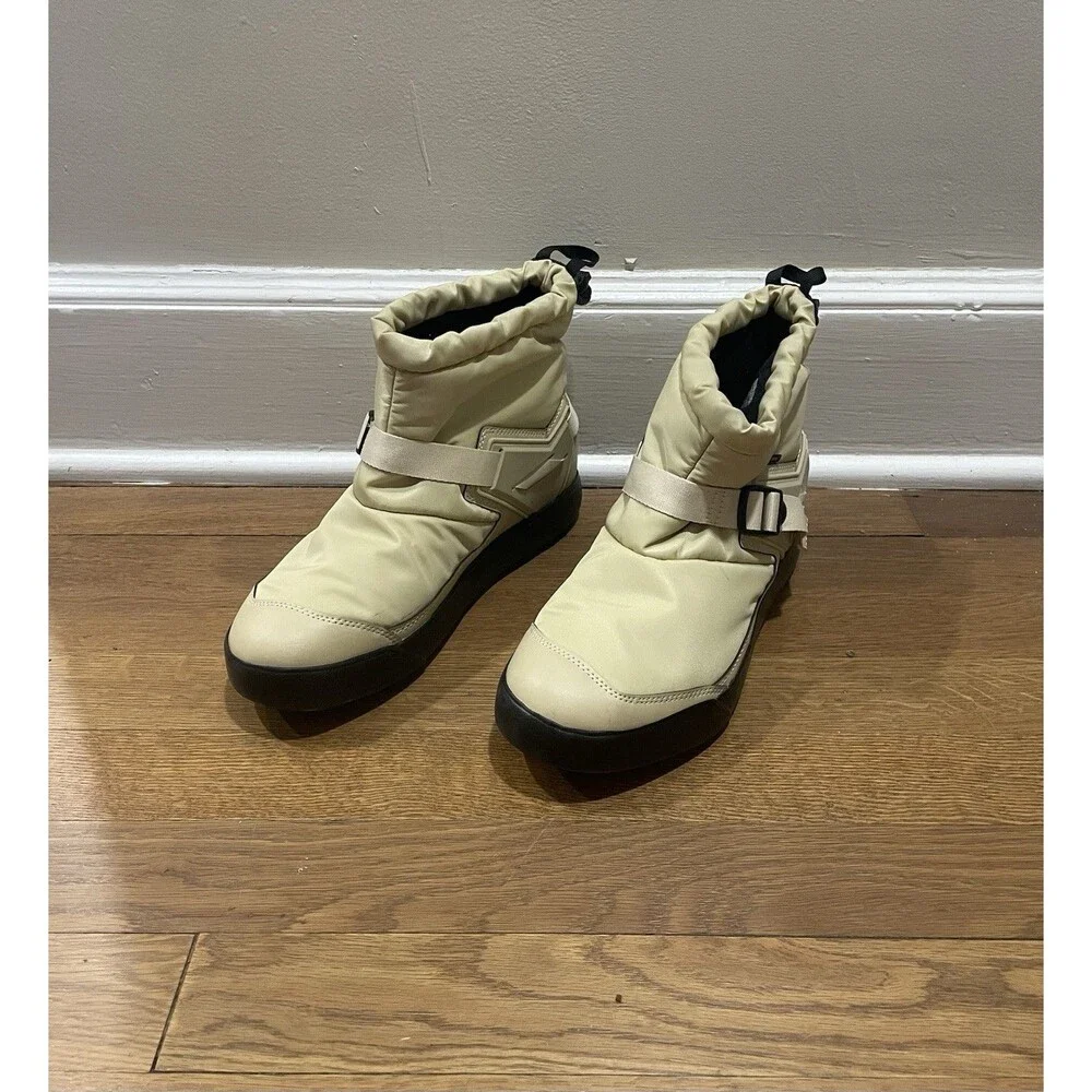 Keen Hoodromeo Tan Waterproof  Ski Snow Winter Pull On Boots Women Size 8.5